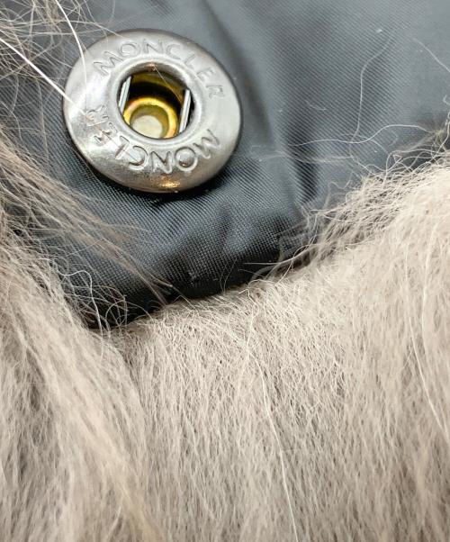 MONCLER（モンクレール）MONCLER (モンクレール) ファー付ダウンコート ブラック サイズ:2の古着・服飾アイテム