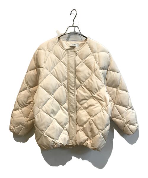 Acuta（アクータ）Acuta (アクータ) コクーンキルティングダウン アイボリー サイズ:Freeの古着・服飾アイテム