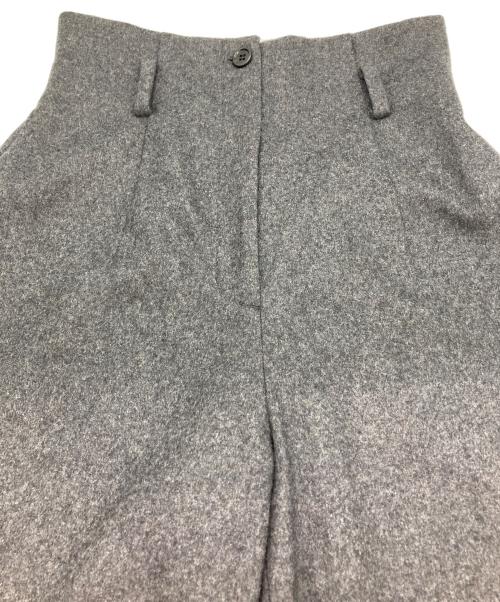 CLANE（クラネ）CLANE (クラネ) ハイウエストワイドパンツ グレー サイズ:1 未使用品の古着・服飾アイテム