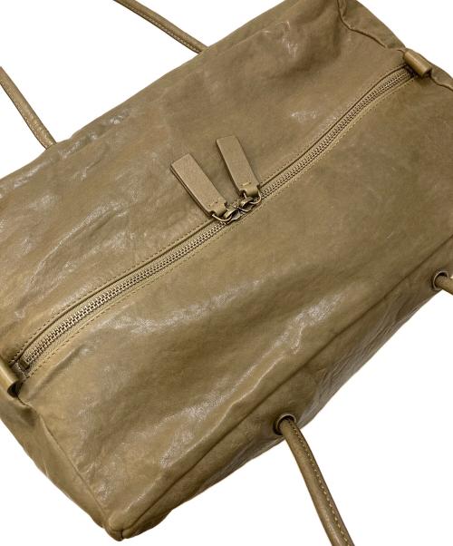 Bea Mombaers（ベア・モンバース）Bea Mombaers (ベア・モンバース) JOURNAL STANDARD LUXE (ジャーナルスタンダード ラックス) レザーボストンバッグ カーキ 未使用品の古着・服飾アイテム