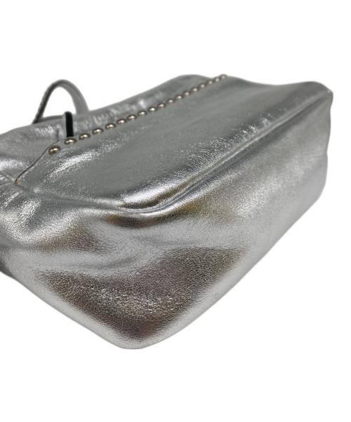 J&M DAVIDSON（ジェイ＆エム デヴィッドソン）J&M DAVIDSON (ジェイ＆エム デヴィッドソン) リップスティック ポシェット ウィズ スタッズ シルバー サイズ:記載なしの古着・服飾アイテム