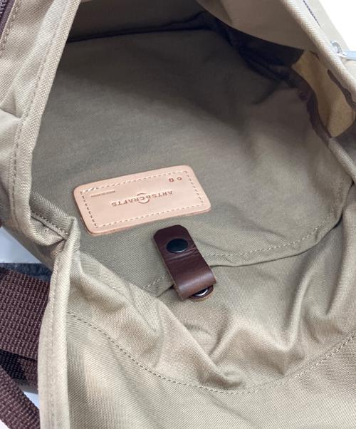 arts&crafts（アーツアンドクラフツ）ARTS&CRAFTS (アーツアンドクラフツ) CORDURA SPAN HUNTING SHOULDER ベージュ×ブラウンの古着・服飾アイテム