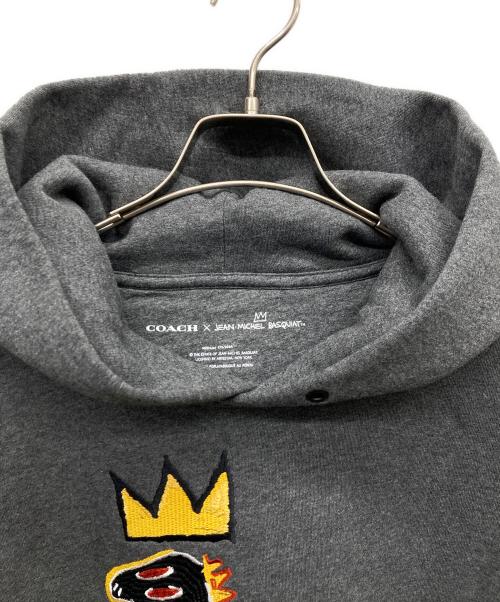 COACH（コーチ）COACH (コーチ) Jean-Michel Basquiat (ジャン ミシェル バスキア) 恐竜刺繍コラボフーディ グレー サイズ:Mの古着・服飾アイテム