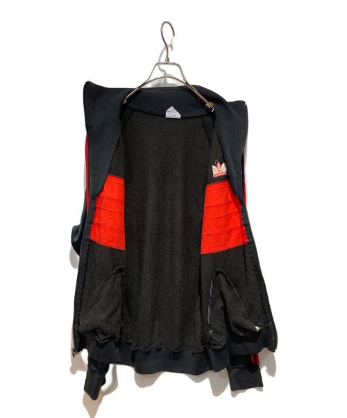adidas（アディダス）adidas (アディダス) トラックジャケット ブラック×レッド サイズ:Ｌの古着・服飾アイテム