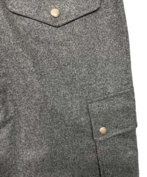 GIVENCHY（ジバンシィ）GIVENCHY (ジバンシィ) ウールカーゴパンツ グレー サイズ:48の古着・服飾アイテム