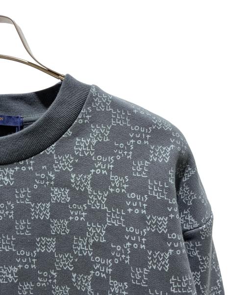 LOUIS VUITTON（ルイ ヴィトン）LOUIS VUITTON (ルイ ヴィトン) Damier Spread Printed Sweatshirt RM222M IHN HNY11W グレー サイズ:L 未使用品の古着・服飾アイテム