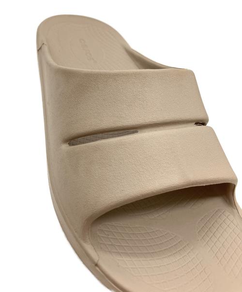 OOFOS（ウーフォス）OOFOS (ウーフォス) リカバリーサンダル モカ サイズ:SIZE 8の古着・服飾アイテム
