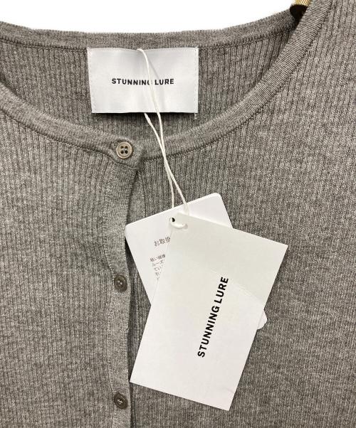 STUNNING LURE（スタニングルアー）STUNNING LURE (スタニングルアー) ｒヤクコットンリブカーディガン グレー サイズ:M 未使用品の古着・服飾アイテム