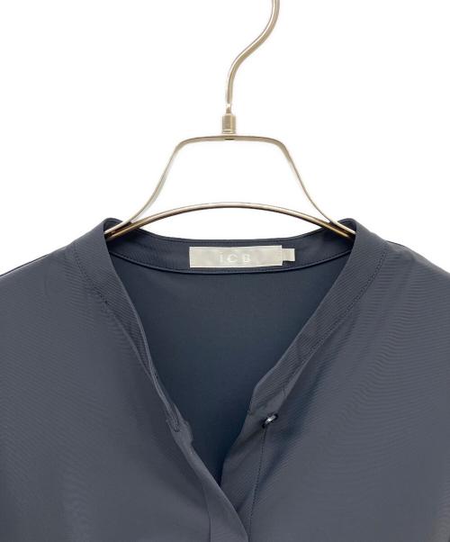 icB（アイシービー）icB (アイシービー) マットスキューバ ラッシュガードブルゾン ブラック サイズ:XSの古着・服飾アイテム