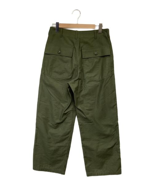 CIOTA（シオタ）CIOTA (シオタ) スビンコットン ムラ糸バックサテン ベイカーパンツ オリーブ サイズ:4の古着・服飾アイテム