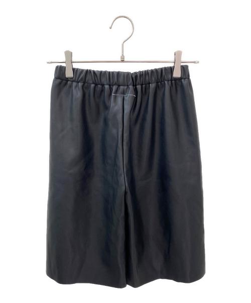 MM6 Maison Margiela（エムエムシックスメゾンマルジェラ）MM6 Maison Margiela (エムエムシックスメゾンマルジェラ) ジップディテールエコレザーショートパンツ ブラック サイズ:12　キッズ 未使用品の古着・服飾アイテム