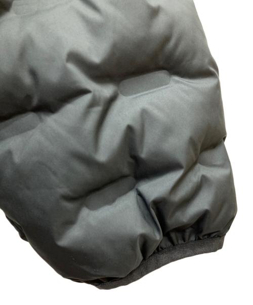 The Duffer of ST.George（ザ ダファーオブセントジョージ）The DUFFER of ST.GEORGE (ザ ダファーオブセントジョージ) シームレス パファー ジャケット グレー サイズ:Sの古着・服飾アイテム