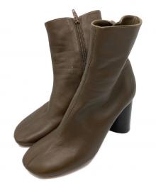 CELINE（セリーヌ）の古着「サイドジップスクエアヒールブーツ」｜カーキ