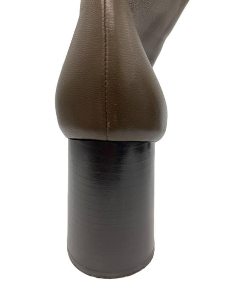 CELINE（セリーヌ）CELINE (セリーヌ) サイドジップスクエアヒールブーツ カーキ サイズ:36の古着・服飾アイテム