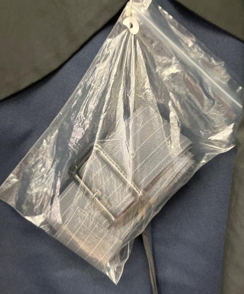 UNTITLED（アンタイトル）UNTITLED (アンタイトル) ピンストオフショルトレンチコート グレー サイズ:2 未使用品の古着・服飾アイテム