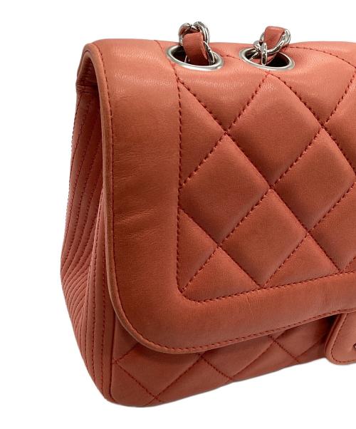 CHANEL（シャネル）CHANEL (シャネル) チェーンショルダーバッグ サーモンピンクの古着・服飾アイテム