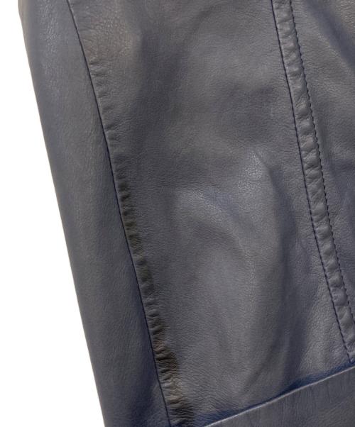 Salvatore Ferragamo（サルヴァトーレ フェラガモ）Salvatore Ferragamo (サルヴァトーレ フェラガモ) 3B レザーテーラードジャケット ネイビー サイズ:52の古着・服飾アイテム