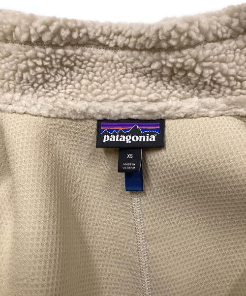 Patagonia（パタゴニア）Patagonia (パタゴニア) CLASSIC RETRO-X JACKET アイボリー サイズ:SIZE XSの古着・服飾アイテム