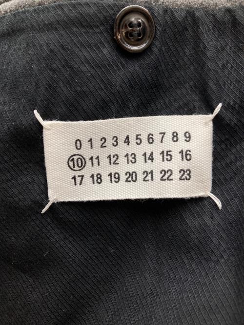 Maison Margiela（メゾンマルジェラ）Maison Margiela (メゾンマルジェラ) 11AW ウールメルトン くるみボタン Pコート グレー サイズ:46の古着・服飾アイテム