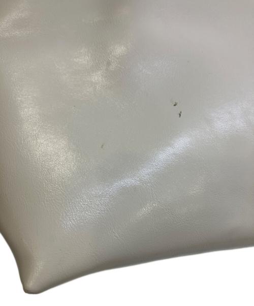 NOTHING WRITTEN（ナッシングリトゥン）NOTHING WRITTEN (ナッシングリトゥン) ラージトートバッグ アイボリーの古着・服飾アイテム