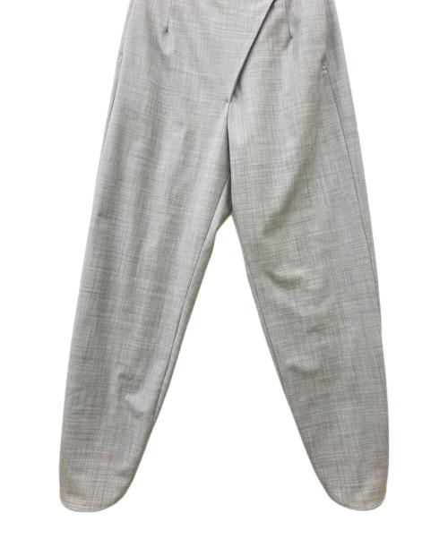 mukasa（ムカサ）mukasa (ムカサ) タックパンツ グレー サイズ:2の古着・服飾アイテム
