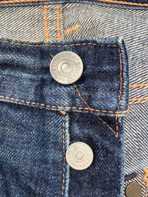 LEVI'S VINTAGE CLOTHING（リーバイス ビンテージ クロージング）LEVI'S VINTAGE CLOTHING (リーバイス ビンテージ クロージング) 00s 復刻501XXセルビッチデニムパンツ 2008年4月製 1955復刻 赤耳 Vステッチ インディゴ サイズ:W33×L36の古着・服飾アイテム