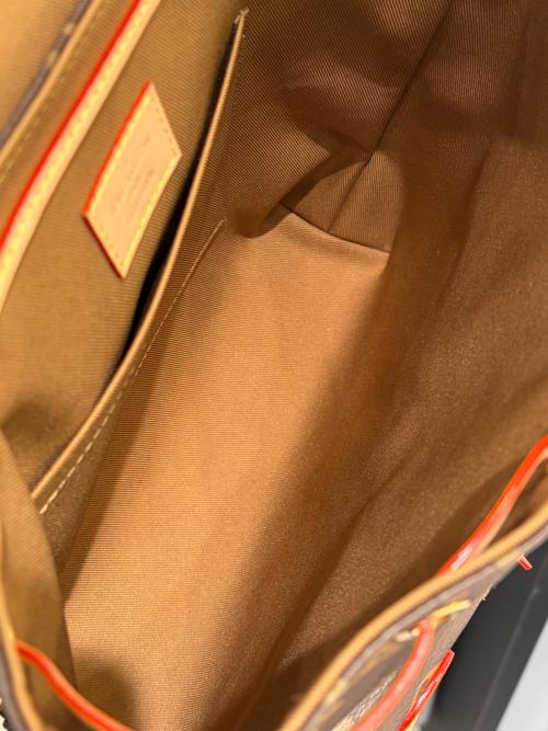 LOUIS VUITTON（ルイ ヴィトン）LOUIS VUITTON (ルイ ヴィトン) エクスキュルシオンPM サイズ:PMの古着・服飾アイテム