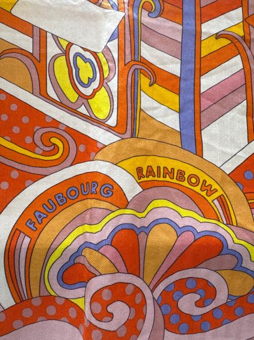 HERMES（エルメス）HERMES (エルメス) カレジェアン/カレ140/FAUBOURG RAINBOW/フォーブルレインボー  オレンジ サイズ:140の古着・服飾アイテム