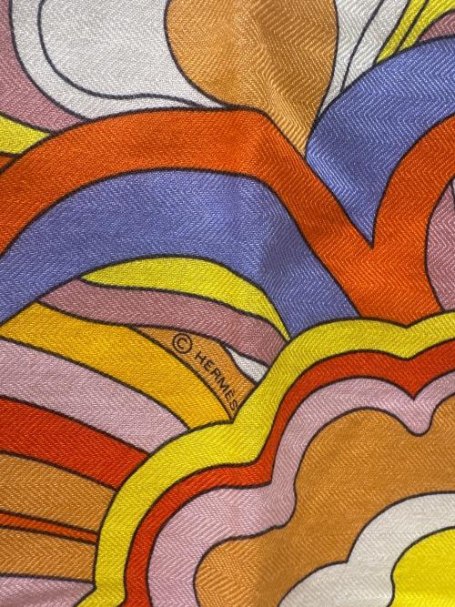 HERMES（エルメス）HERMES (エルメス) カレジェアン/カレ140/FAUBOURG RAINBOW/フォーブルレインボー  オレンジ サイズ:140の古着・服飾アイテム