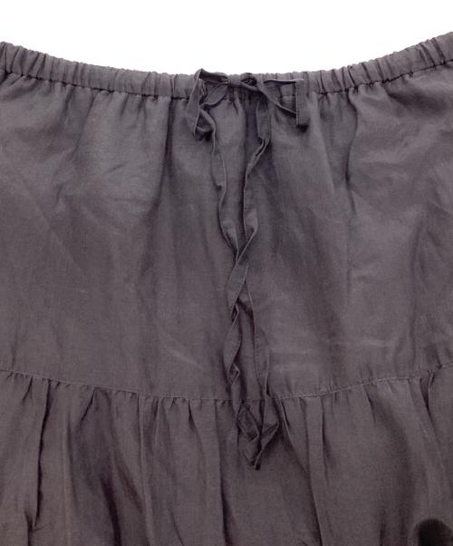 Plage（プラージュ）Plage (プラージュ) Co/Si コットンシルクラインティアードスカート グレー サイズ:36の古着・服飾アイテム