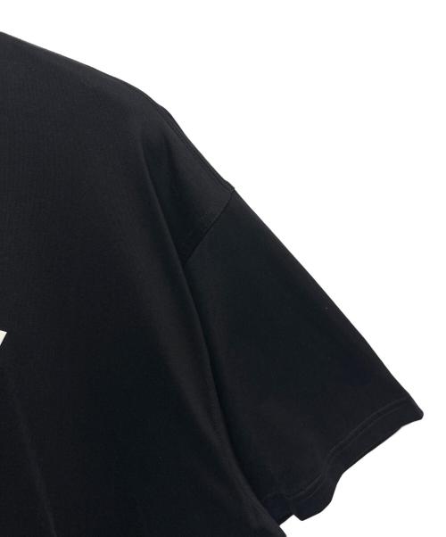 BURBERRY（バーバリー）BURBERRY (バーバリー) LOGO PRINT COTTON OVERSIZED TーSHIRT ブラック サイズ:Lの古着・服飾アイテム