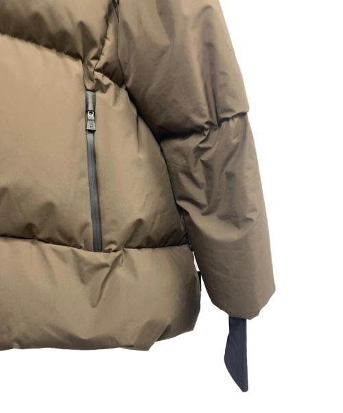 HERNO（ヘルノ）HERNO (ヘルノ) LAMINAR GORE-TEX INFINIUM WINDSTOPPER（ラミナー ゴアテックス インフィニアム ウィンドストッパー） オリーブ サイズ:40の古着・服飾アイテム