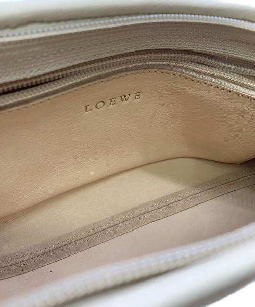 LOEWE（ロエベ）LOEWE (ロエベ) ワンショルダーバッグ ベージュ×ホワイトの古着・服飾アイテム