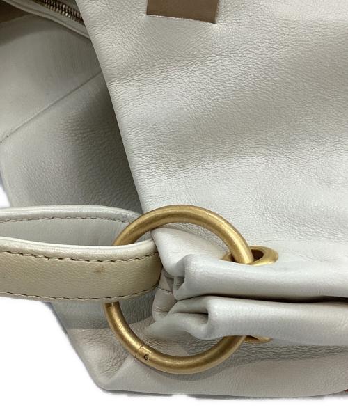 BOTTEGA VENETA（ボッテガベネタ）BOTTEGA VENETA (ボッテガベネタ) ワンショルダーバッグ ホワイトの古着・服飾アイテム