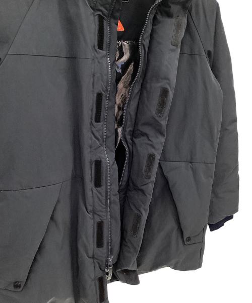 Columbia（コロンビア）Columbia (コロンビア) ストームボウルダウンジャケット ネイビー サイズ:Mの古着・服飾アイテム
