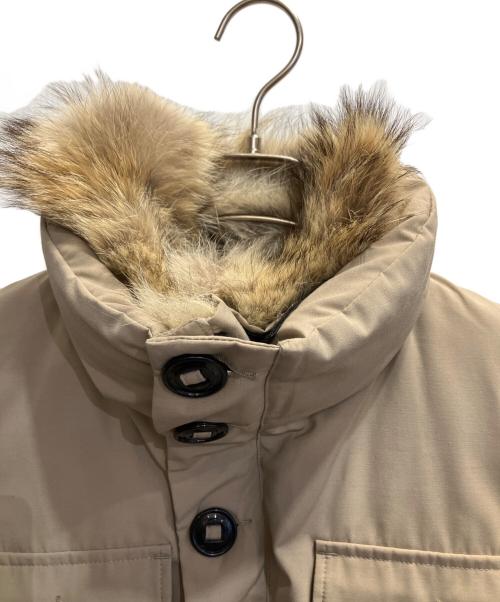 CANADA GOOSE（カナダグース）CANADA GOOSE (カナダグース) HAMILTON ダウンジャケット ベージュ サイズ:Sの古着・服飾アイテム