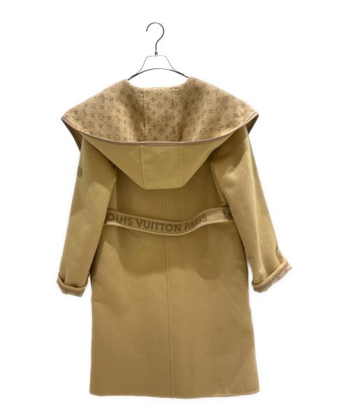 LOUIS VUITTON（ルイ ヴィトン）LOUIS VUITTON (ルイ ヴィトン) ベルテッドダブルフェイスフーディラップコート  ベージュ サイズ:38の古着・服飾アイテム