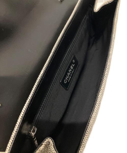 CHANEL（シャネル）CHANEL (シャネル) No.5 カメリア　ワンショルダーバッグ ライトグレーの古着・服飾アイテム