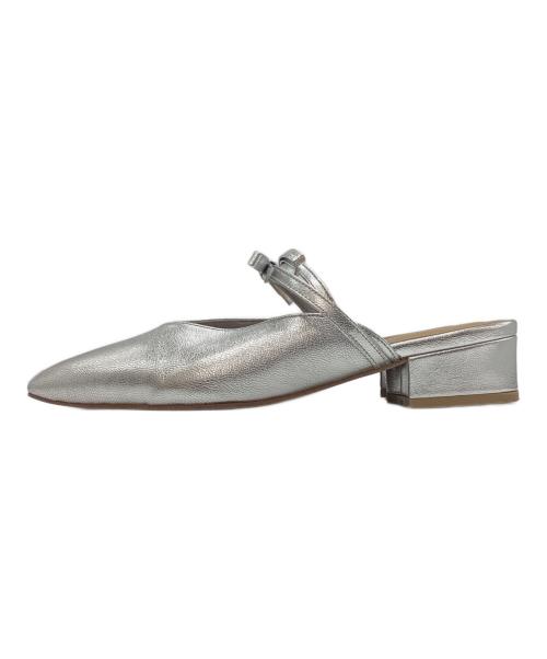 BONUM（ボナム）Bonum (ボナム) ribbon pointed mule シルバー サイズ:36の古着・服飾アイテム
