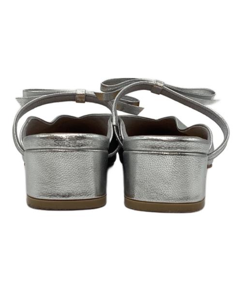 BONUM（ボナム）Bonum (ボナム) ribbon pointed mule シルバー サイズ:36の古着・服飾アイテム