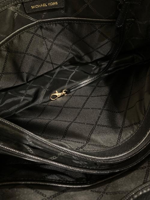 MICHAEL KORS（マイケル・コース）MICHAEL KORS (マイケル・コース) トートバッグ　30H7GV6T8L ブラックの古着・服飾アイテム