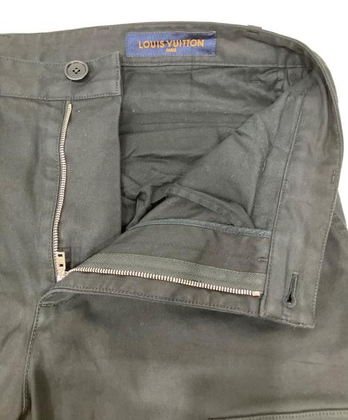 LOUIS VUITTON（ルイ ヴィトン）LOUIS VUITTON (ルイ ヴィトン) カーゴパンツ ブラック サイズ:SIZE 38の古着・服飾アイテム