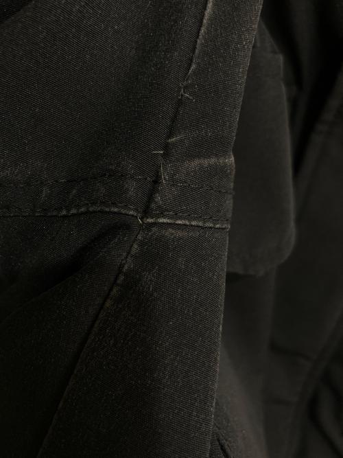 CANADA GOOSE（カナダグース）CANADA GOOSE (カナダグース) カムループスダウンジャケット ブラック サイズ:Mの古着・服飾アイテム