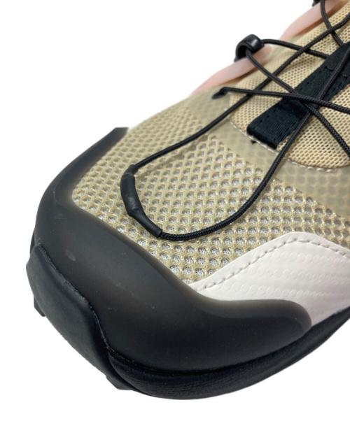 SALOMON（サロモン）SALOMON (サロモン) スニーカー ベージュ×ピンク サイズ:JP28.5の古着・服飾アイテム