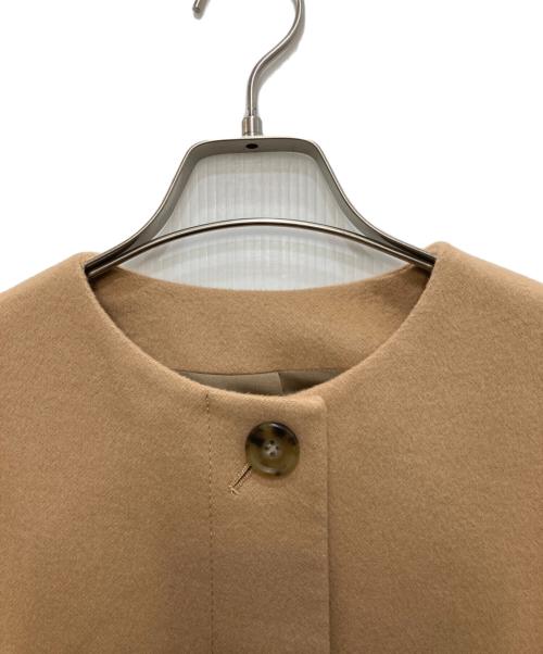 23区（ニジュウサンク）23区 (ニジュウサンク) ウールカシミヤビーバーノーカラーコート キャメル サイズ:40の古着・服飾アイテム
