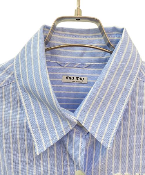 MIU MIU（ミュウミュウ）MIU MIU (ミュウミュウ) ストライプクロップドシャツ ライトブルー サイズ:40の古着・服飾アイテム