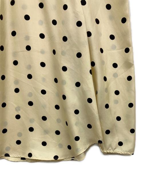 patou（パトゥ）Patou (パトゥ) ドットシルクブラウス イエロー サイズ:36の古着・服飾アイテム