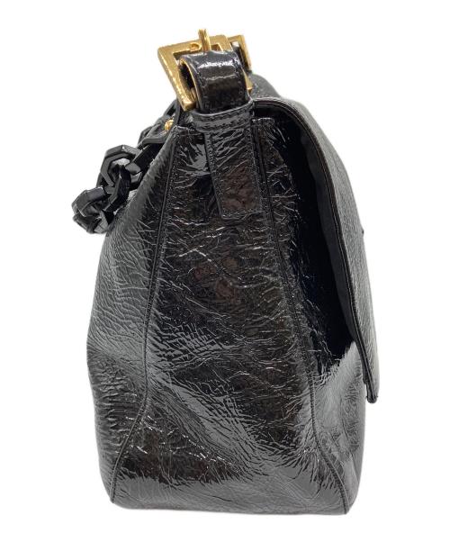 FENDI（フェンディ）FENDI (フェンディ) ビッグマンマバケット パテントショルダーバッグ ブラックの古着・服飾アイテム