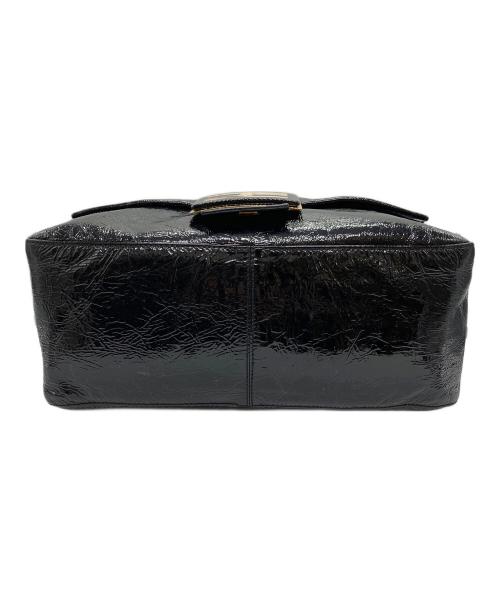 FENDI（フェンディ）FENDI (フェンディ) ビッグマンマバケット パテントショルダーバッグ ブラックの古着・服飾アイテム