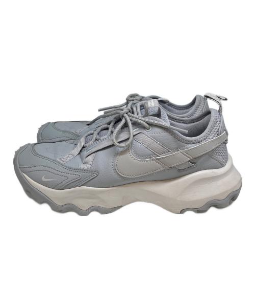 NIKE（ナイキ）NIKE (ナイキ) スニーカー グレー サイズ:24.5の古着・服飾アイテム